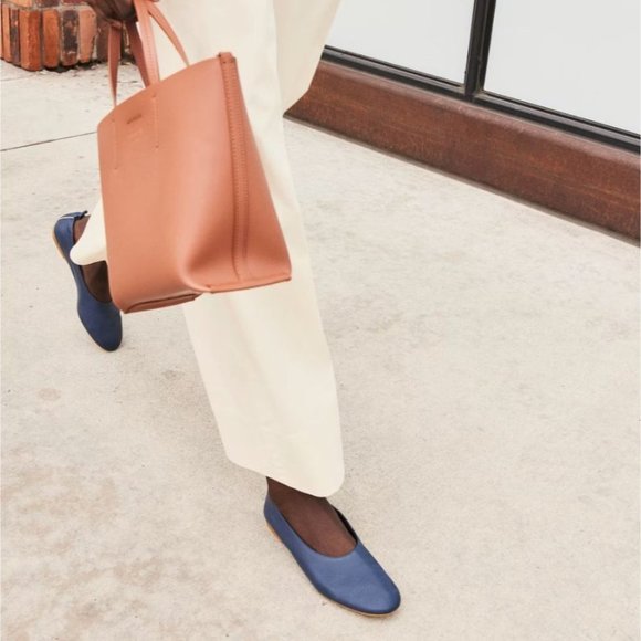 Everlane The Italian Leather Day Glove in Navy Blue Womens Shoes Loafers flats - Picture 9 of 12